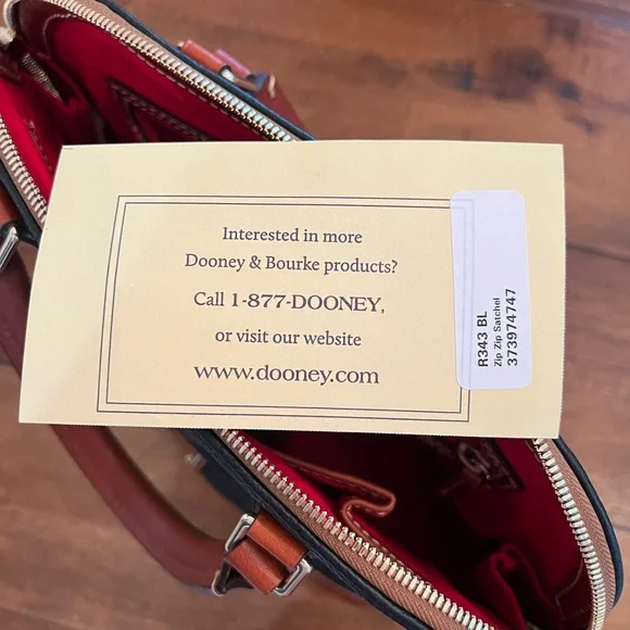 Dooney & Bourke | Pebble Grain Zip Zip Satchel - Picture 9 of 9